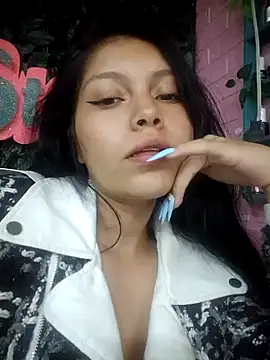 Snapshot of AmbarBaker_ chatting on February 12, 2025, 10:04 pm AmbarBaker online show from February 12, 2025, 10:04 pm