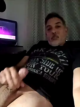 Sexyguycumming online show from March 13, 2025, 3:00 am