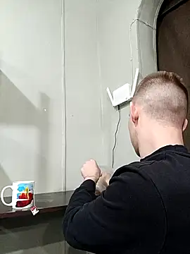 Dimyanmodel online show from March 9, 2025, 4:00 pm