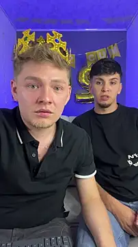 Snapshot of Angel_Montiell chatting on October 11, 2025, 2:33 am Angel Montiell online show from October 11, 2025, 2:33 am