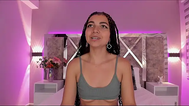 ValerieHyde online show from March 1, 2025, 6:03 am