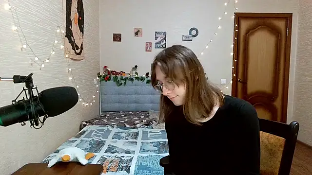 Snapshot of tangerine4dreams chatting on February 12, 2025, 6:29 am tangerine4dreams online show from February 12, 2025, 6:29 am