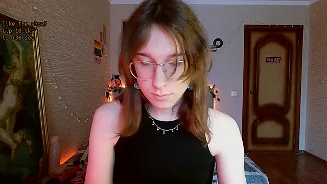 Snapshot of tangerine4dreams chatting on March 8, 2025, 7:49 am tangerine4dreams online show from March 8, 2025, 7:49 am