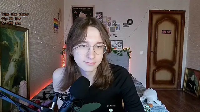 Snapshot of tangerine4dreams chatting on March 15, 2025, 6:58 am tangerine4dreams online show from March 15, 2025, 6:58 am