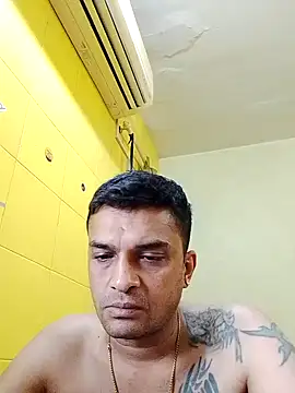 crazyfreaking online show from February 8, 2025, 10:39 am