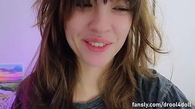 Snapshot of DemiDee chatting on May 27, 2026, 7:44 pm DemiDee online show from May 27, 2026, 7:44 pm