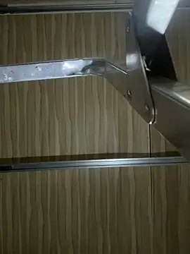 Snapshot of OneWhoBringsJoy chatting on November 10, 2025, 6:18 pm OneWhoBringsJoy online show from November 10, 2025, 6:18 pm