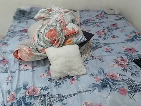 Snapshot of Girltattos chatting on February 26, 2026, 4:50 pm Girltattos online show from February 26, 2026, 4:50 pm