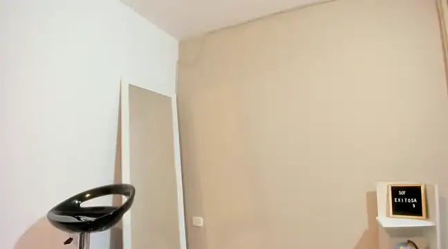 Snapshot of enyelsalas2 chatting on February 19, 2025, 12:14 am enyelsalas2 online show from February 19, 2025, 12:14 am