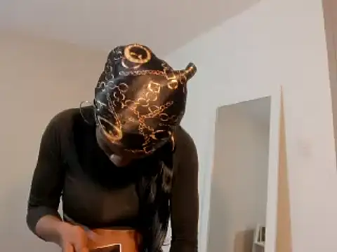 Snapshot of enyelsalas2 chatting on March 21, 2025, 1:24 am enyelsalas2 online show from March 21, 2025, 1:24 am