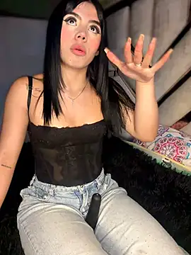 Laura-Khalifa online show from May 14, 2026, 4:30 am