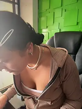 Dulce  Boyd online show from April 13, 2026, 2:00 pm