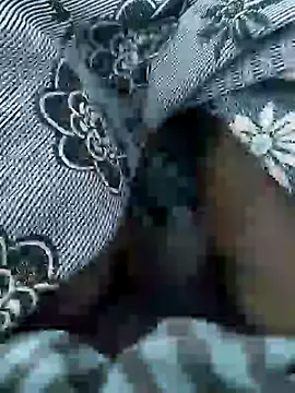 Snapshot of Tamil_small_cock chatting on February 25, 2025, 12:47 am Tamil small cock online show from February 25, 2025, 12:47 am