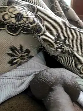 Snapshot of Tamil_small_cock chatting on March 14, 2025, 7:26 am Tamil small cock online show from March 14, 2025, 7:26 am