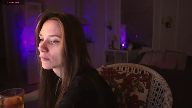 alexa feels  online show from March 5, 2025, 4:46 pm