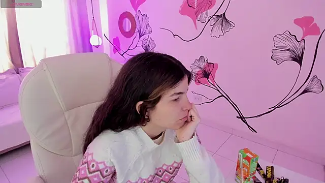 Isabela Fiorelli online show from April 10, 2026, 1:05 pm