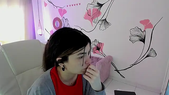 Snapshot of Isabela_Fiorelli chatting on April 18, 2026, 1:15 pm Isabela Fiorelli online show from April 18, 2026, 1:15 pm