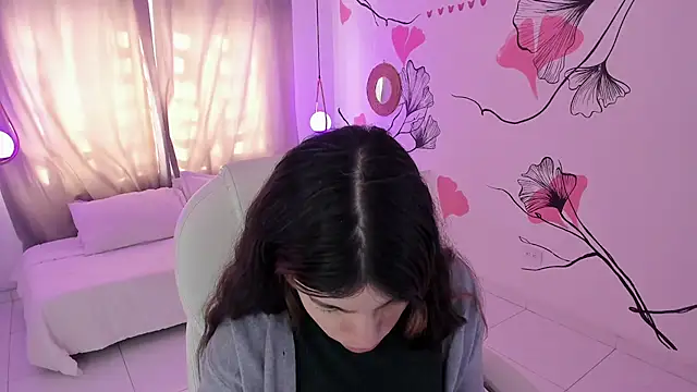 Snapshot of Isabela_Fiorelli chatting on April 23, 2026, 1:13 pm Isabela Fiorelli online show from April 23, 2026, 1:13 pm