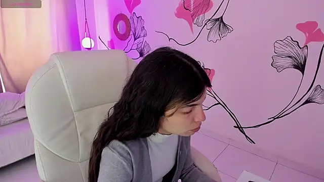 Snapshot of Isabela_Fiorelli chatting on April 28, 2026, 1:27 pm Isabela Fiorelli online show from April 28, 2026, 1:27 pm