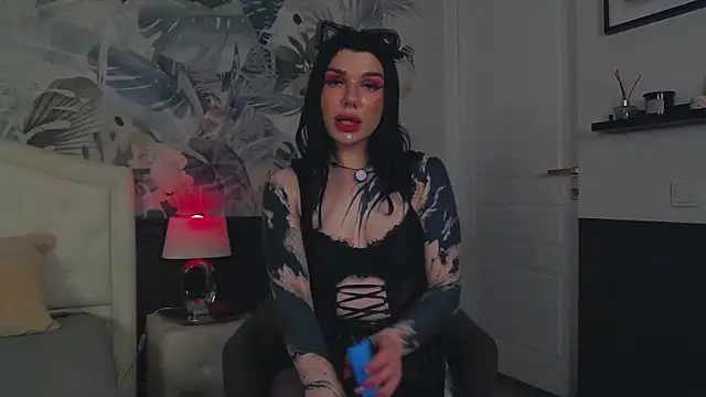 MaeveMoon online show from March 21, 2026, 6:11 pm