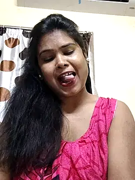 Snapshot of BOLDBEAUTY09 chatting on February 15, 2025, 3:06 pm BOLDBEAUTY09 online show from February 15, 2025, 3:06 pm