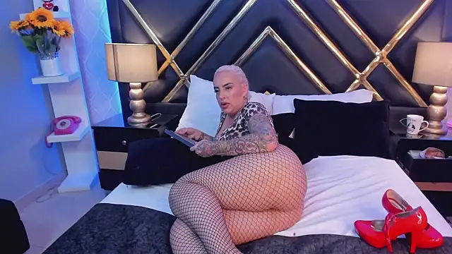 SophieWinsloow online show from March 22, 2025, 6:58 pm