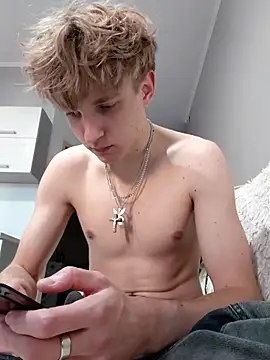 Snapshot of And25bn chatting on October 26, 2025, 1:50 pm And25bn online show from October 26, 2025, 1:50 pm