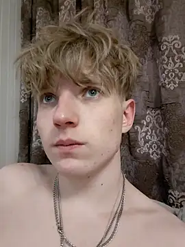 Snapshot of And25bn chatting on November 29, 2025, 10:46 pm And25bn online show from November 29, 2025, 10:46 pm