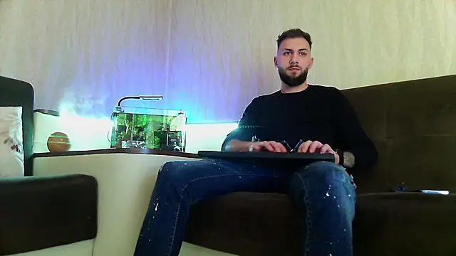 JamieNoxus online show from March 4, 2025, 9:11 pm