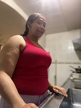 Carola-Ross online show from September 30, 2025, 6:24 pm