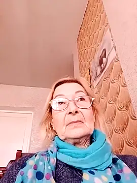 SophiaSky6037 online show from February 21, 2025, 11:44 am
