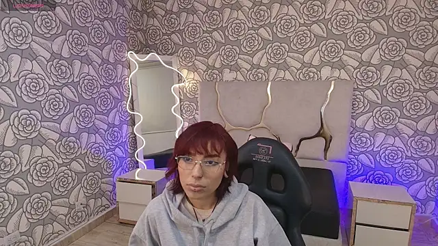 Issa tay1 online show from October 13, 2025, 3:28 am