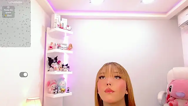 Snapshot of LisaHadidd chatting on February 14, 2025, 5:41 am LisaHadidd online show from February 14, 2025, 5:41 am