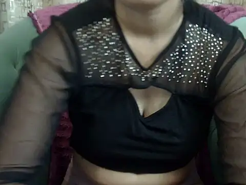 Dolly1206 online show from October 9, 2025, 6:50 pm