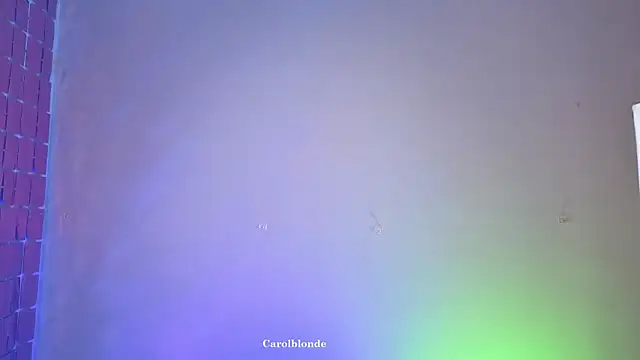 Snapshot of Carolblonde chatting on December 1, 2025, 3:44 am Carolblonde online show from December 1, 2025, 3:44 am