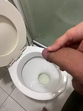 Snapshot of obranquinho21cm chatting on February 20, 2025, 6:24 pm obranquinho21cm online show from February 20, 2025, 6:24 pm