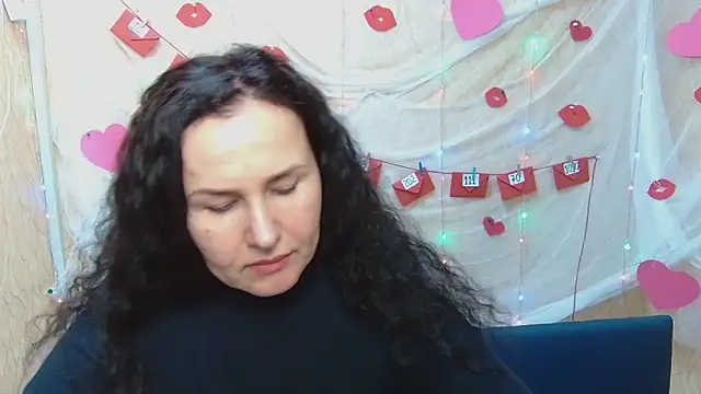 Snapshot of Miroslava_Happi chatting on February 9, 2025, 9:47 am Miroslava Happi online show from February 9, 2025, 9:47 am