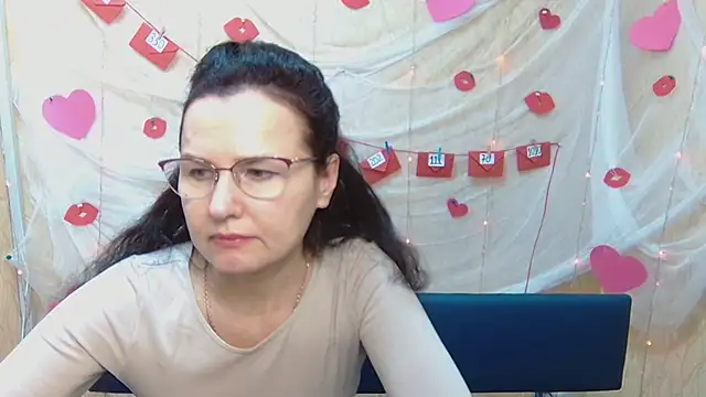 Snapshot of Miroslava_Happi chatting on February 14, 2025, 9:34 am Miroslava Happi online show from February 14, 2025, 9:34 am