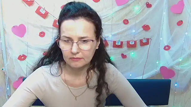 Snapshot of Miroslava_Happi chatting on February 15, 2025, 6:12 am Miroslava Happi online show from February 15, 2025, 6:12 am