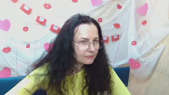 Snapshot of Miroslava_Happi chatting on February 22, 2025, 9:23 am Miroslava Happi online show from February 22, 2025, 9:23 am