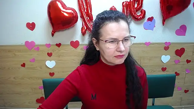 Snapshot of Miroslava_Happi chatting on March 12, 2025, 6:18 am Miroslava Happi online show from March 12, 2025, 6:18 am