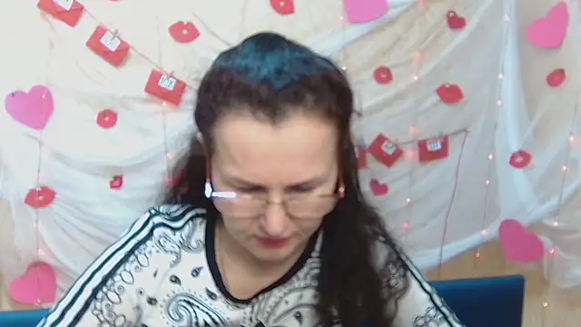 Snapshot of Miroslava_Happi chatting on March 16, 2025, 6:31 am Miroslava Happi online show from March 16, 2025, 6:31 am