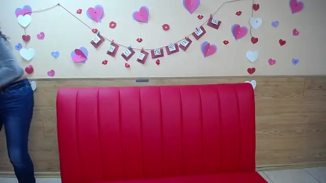 Snapshot of Miroslava_Happi chatting on March 18, 2025, 6:25 am Miroslava Happi online show from March 18, 2025, 6:25 am