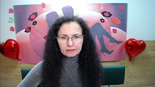 Snapshot of Miroslava_Happi chatting on October 12, 2025, 6:12 am Miroslava Happi online show from October 12, 2025, 6:12 am
