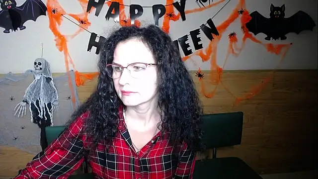 Snapshot of Miroslava_Happi chatting on October 30, 2025, 6:15 am Miroslava Happi online show from October 30, 2025, 6:15 am