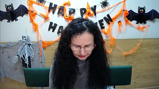 Snapshot of Miroslava_Happi chatting on November 3, 2025, 6:36 am Miroslava Happi online show from November 3, 2025, 6:36 am