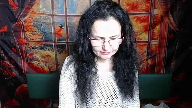 Snapshot of Miroslava_Happi chatting on November 20, 2025, 6:35 am Miroslava Happi online show from November 20, 2025, 6:35 am