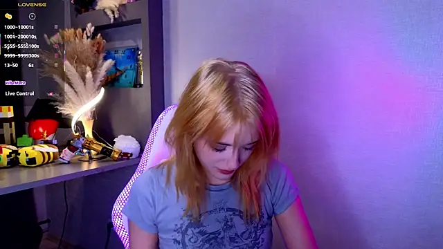 Hisoka akerley online show from September 13, 2025, 4:51 pm