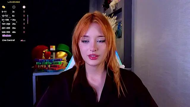 Hisoka akerley online show from October 11, 2025, 5:44 pm