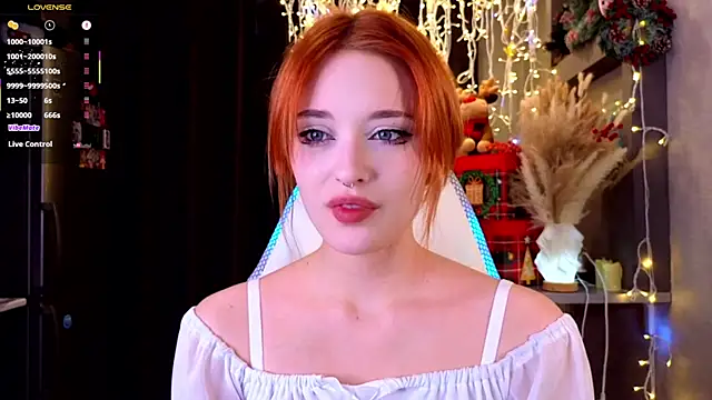 Hisoka akerley online show from December 5, 2025, 7:54 pm